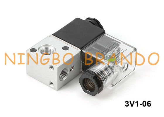 Tipo C.C. pneumática de 3V1-06-DC24V Airtac da maneira 24V da válvula de solenoide 3